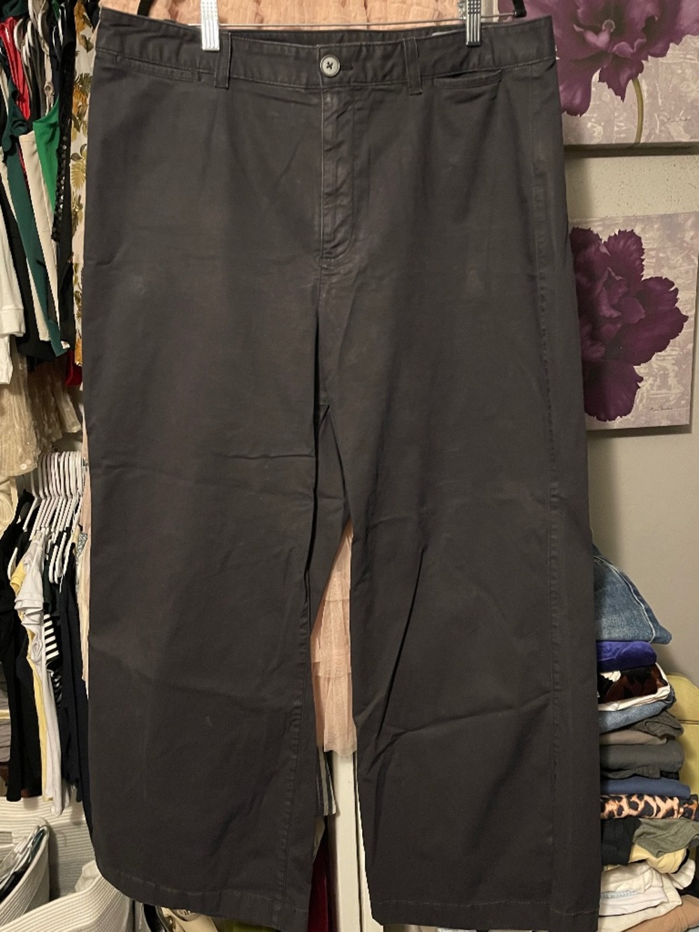 Gap Plain/Flat Front Black Khaki's High Rise Size 18